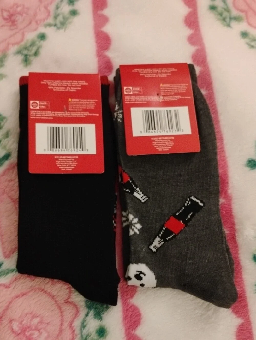 Coca Cola Black & Gray Crew Socks with Coke Logo Mens Sock  Bundle Nwt